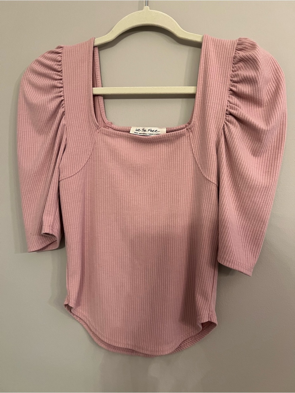 Free People We The Free Night Lily Puff Sleeve Ribbed Top in Dusty Pink
